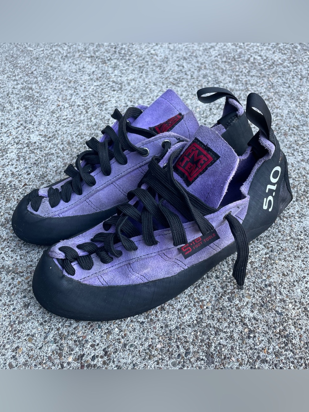 Five Ten 5.10 USA Stealth Rubber C4 Rock Climbing Shoes Men's 10, EU 43 Purple